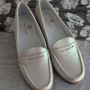 New No Tags Marc Joseph Leather Loafers